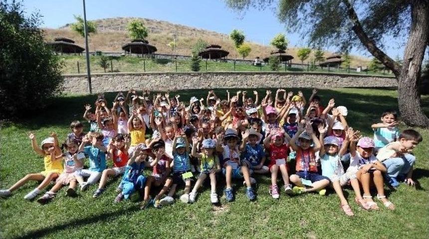 Miniklerin Piknik Keyfi