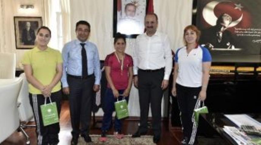 Avrupa Şampiyonu Gamze&rsquo;nin Hedefi B&uuml;y&uuml;k