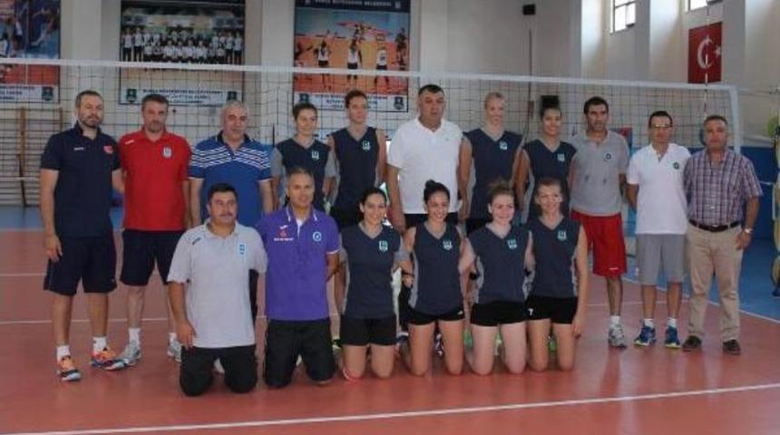 Bursa B&uuml;y&uuml;kşehir&rsquo;In Sultanları Sezonu A&ccedil;tı