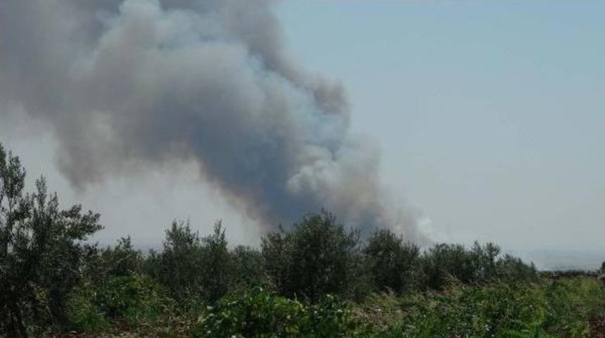 Sınırda Işid Ile Muhalifler Arasında &Ccedil;atışma (2)