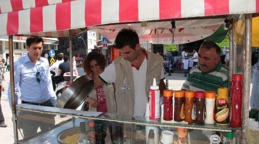 Bolu&rsquo;da Zabıta&rsquo;dan Seyyar Satıcılara Denetim