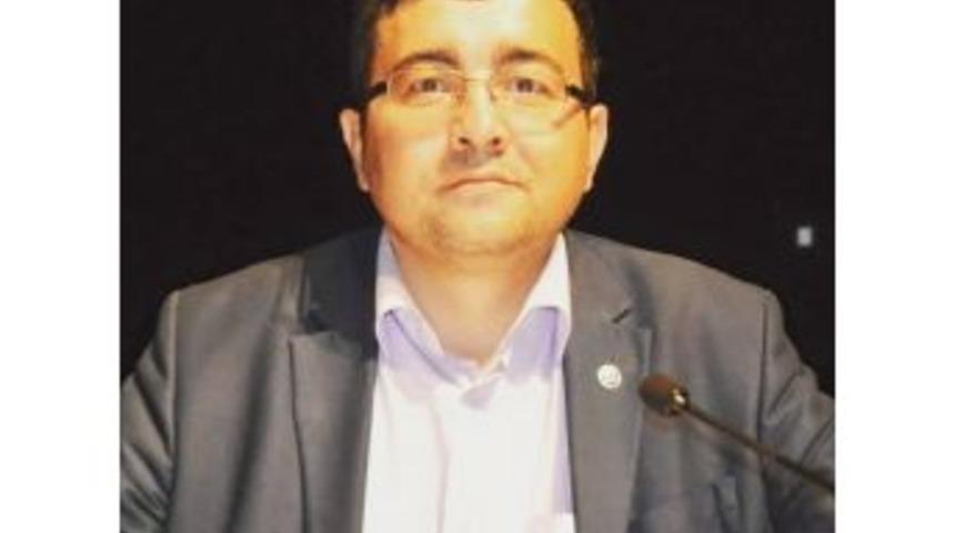 T&uuml;rk B&uuml;ro-sen Bilecik İl Temsilcisi C&uuml;neyt Taşkesen: