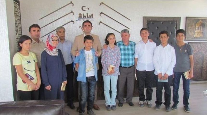 Kaymakam Tekbıyıkoğlu&rsquo;na Teşekk&uuml;r Ziyareti