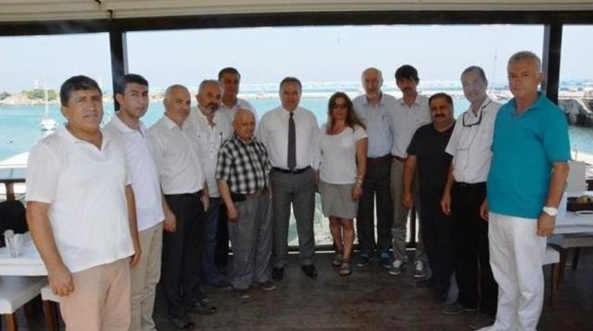 D&uuml;zce Valisi Fidan &Ccedil;alışan Gazeteciler&rsquo;le Kahvaltı Yaptı