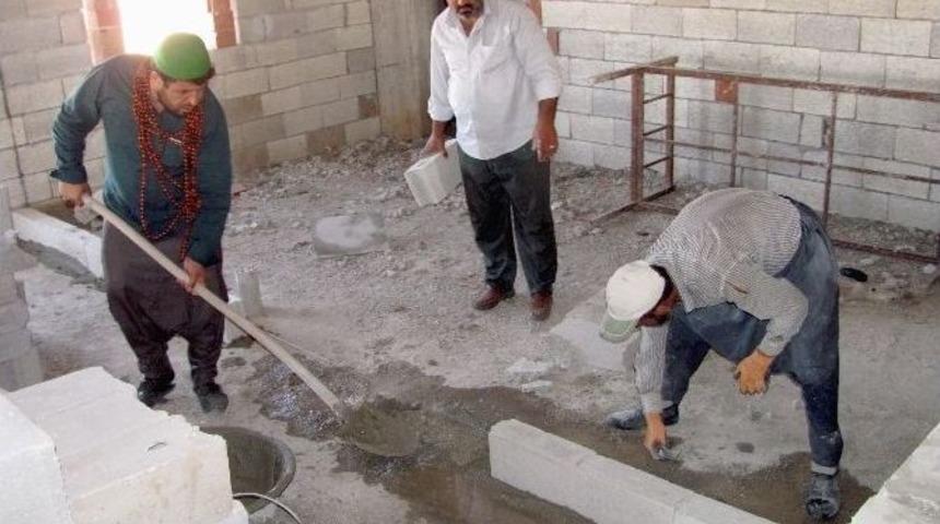 Arabanlı Ustalardan Suru&ccedil;&rsquo;a Yardım Eli