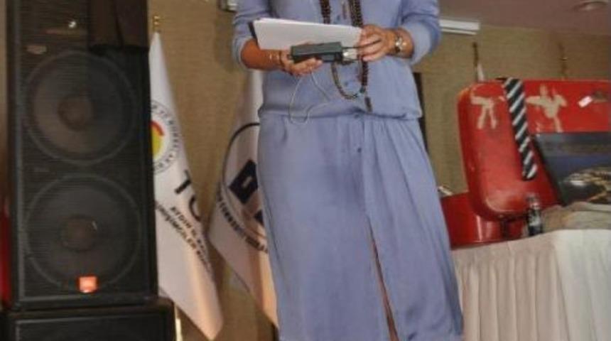 Gazeteci Ayşe Arman, Kuşadası'nda Kadın Girişimcilerle Buluştu