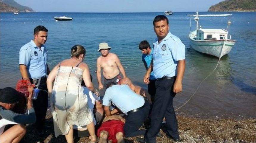 Kumluca&rsquo;da Denize Giren Tatilci Boğuldu