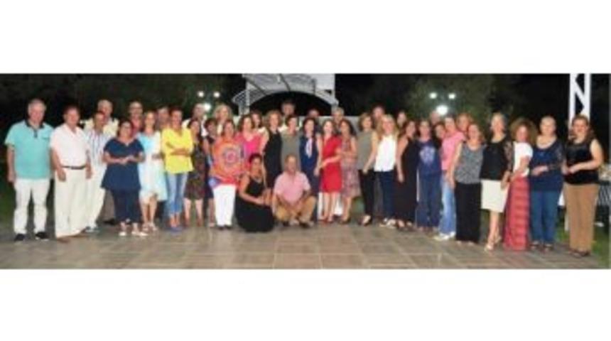 Ayvalık Lisesi 1979 Ve 1980 Mezunlarının 36 Yıl Sonra 4. Kez Buluşma Sevinci