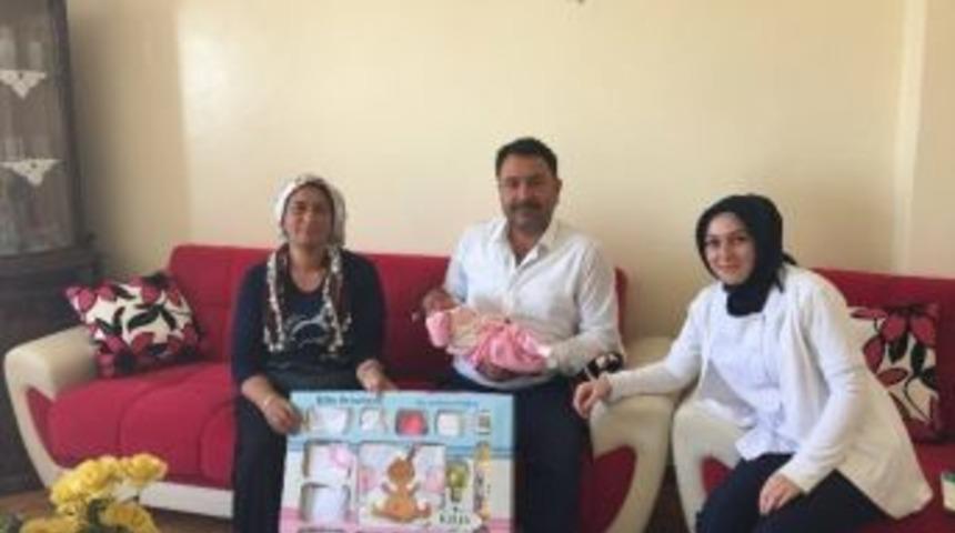 Başkan Yardımcısı Özdemir’den Meleklere Ziyaret