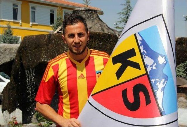 Kayserispor Zeki Yavru’yu Renklerine Bağladı