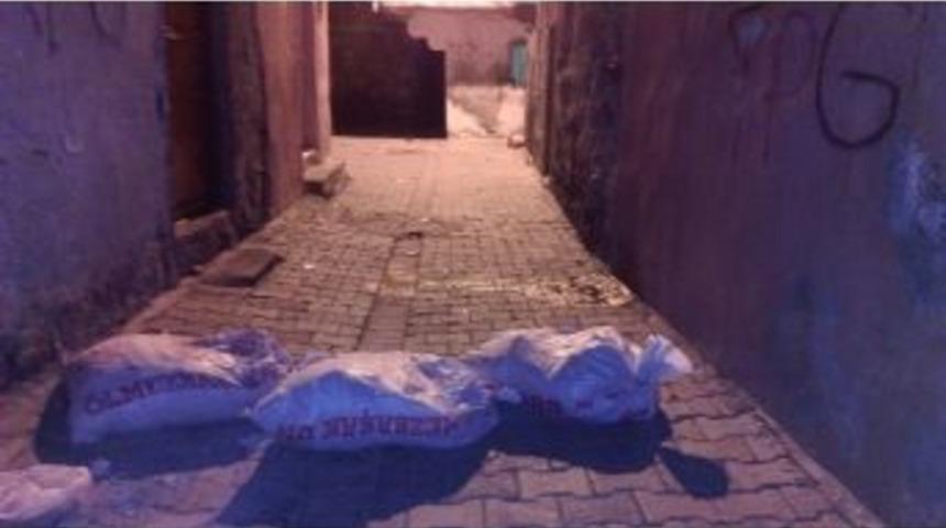 Ydg-h&rsquo;liler Diyarbakır&rsquo;da Hendek Kazdı