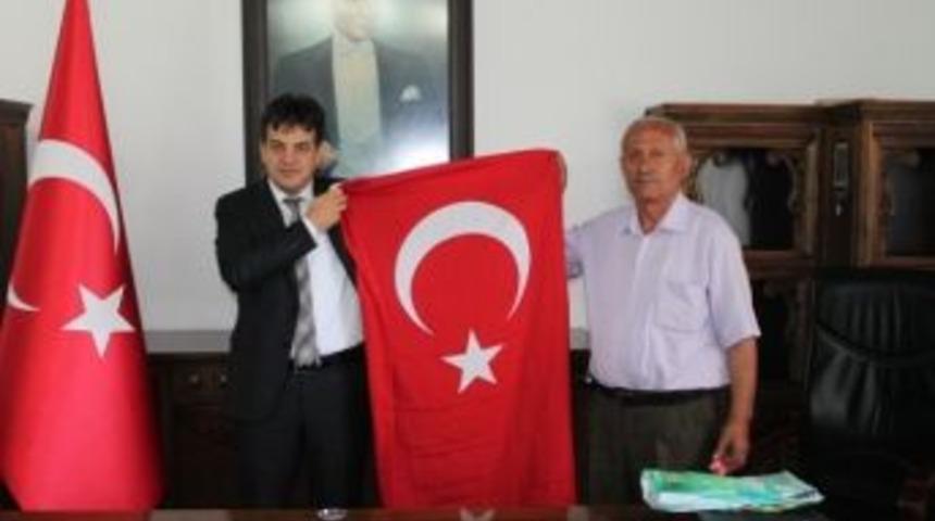 Kaymakam Yıldız&rsquo;a En Anlamlı Hediye