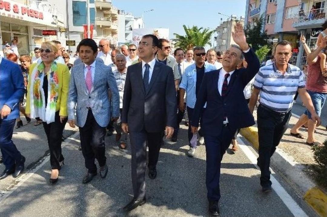 Urla&rsquo;da Bağbozumu Şenlikleri Başladı