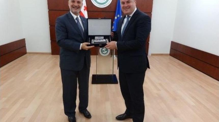 Deik&rsquo;ten G&uuml;rcistan &Ccedil;ıkarması