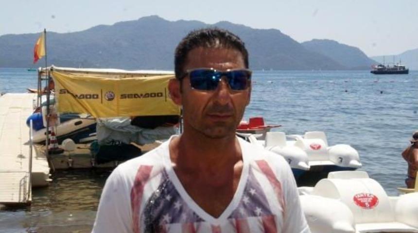 Jet Ski Ile Gulete &Ccedil;arpan Baba-Kız Yaralandı