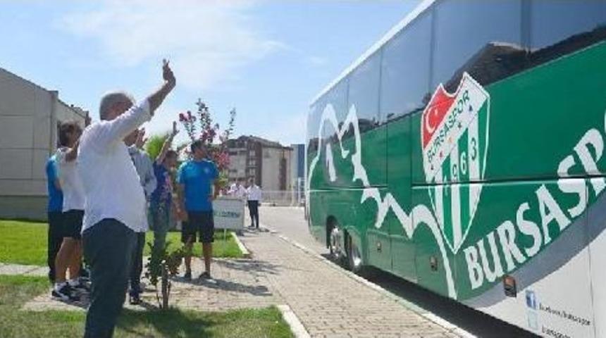 Bursaspor Trabzon&rsquo;A Hareket Etti