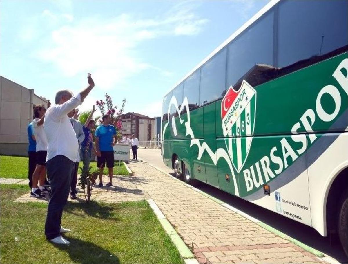 Bursaspor&rsquo;da Bakambu Şoku