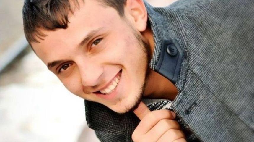 Tren Trakt&ouml;re &Ccedil;arptı: 1 &Ouml;l&uuml;