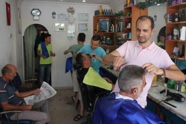 Sıcak Hava Berberlere Yaradı 1