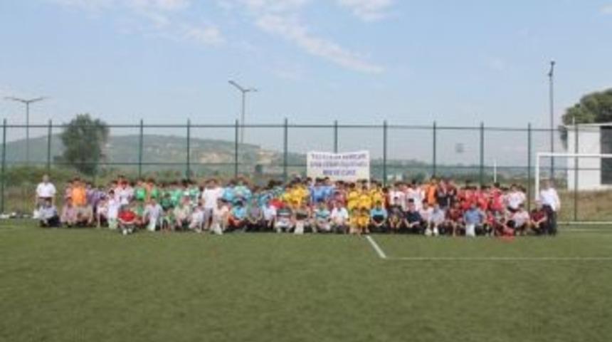 &Ccedil;aycuma&rsquo;da Yaz Kur&rsquo;an Kursları Arasında Futbol Ş&ouml;leni