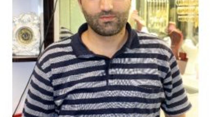 Gurbet&ccedil;iler Sarrafların Y&uuml;z&uuml;n&uuml; G&uuml;ld&uuml;rd&uuml;