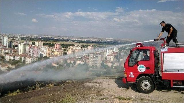 Kayseri’de Ot Yangını