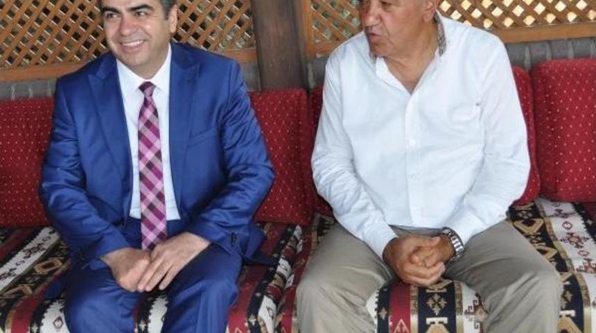 Kayserispor&rsquo;A Vali D&uuml;zg&uuml;n'den Moral Ziyareti