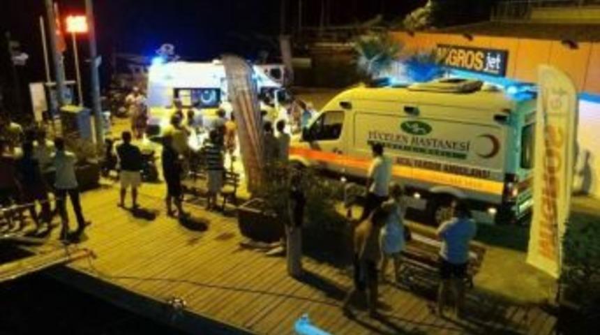 İşadamları Bot Kazasında Yaralandı