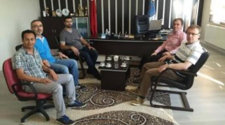 Berberlerden M&uuml;d&uuml;re Ziyaret