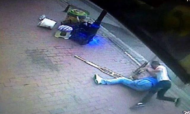 Tabanca Tutukluk Yapınca &Ouml;l&uuml;mden D&ouml;nd&uuml;; O An G&ouml;r&uuml;nt&uuml;lendi 1