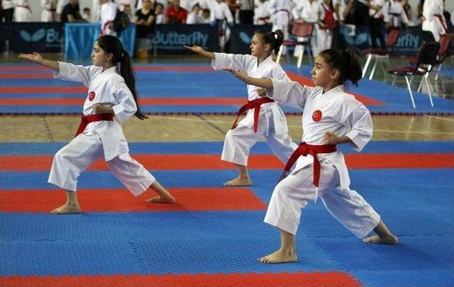 Trabzon’da Karate Şöleni