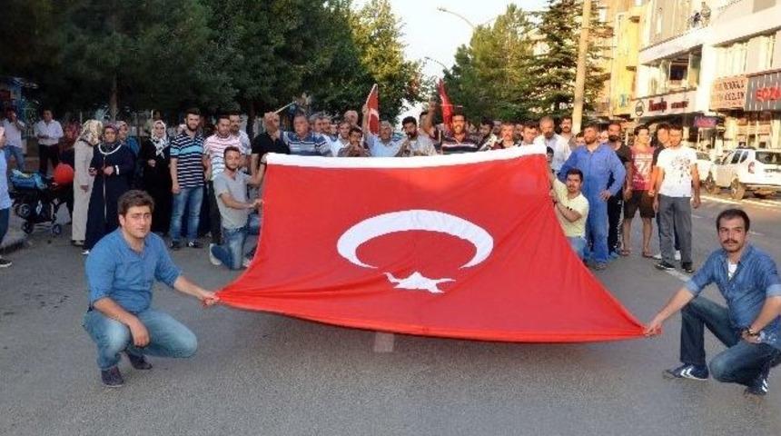 D&uuml;nya 2.si Davul-zurnayla Karşılandı