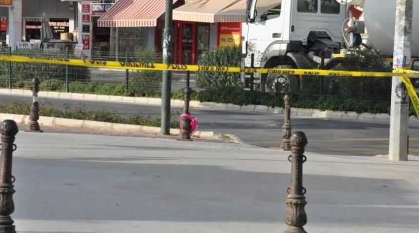 Didim'de Ş&uuml;pheli &Ccedil;anta Paniği