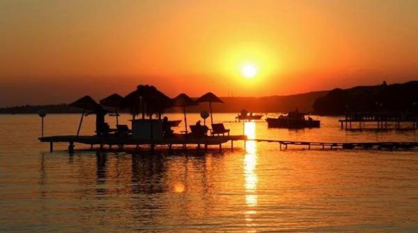 Erdek'de G&uuml;neş Batışı