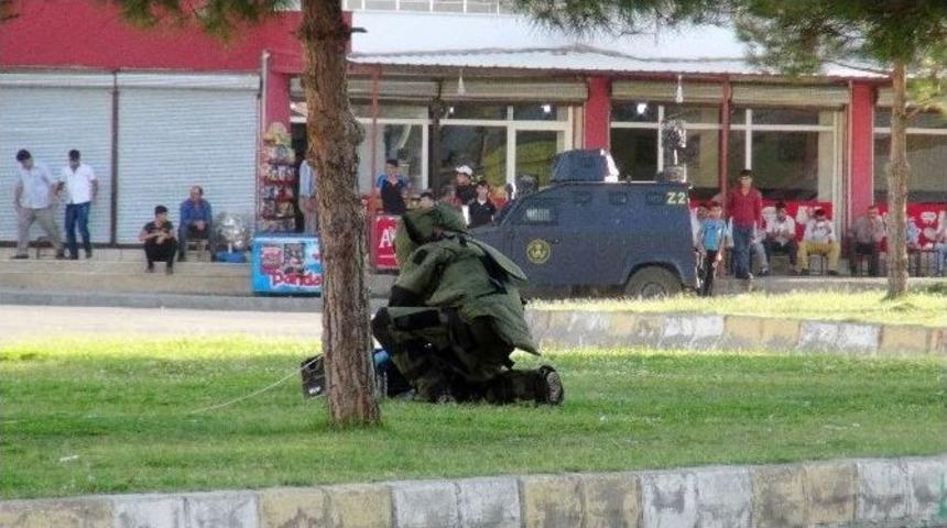 Batman&rsquo;da Ş&uuml;pheli Valiz Paniği