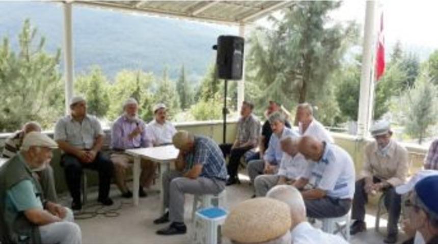 Başiskele&rsquo;de Dualar Deprem Şehitleri İ&ccedil;in