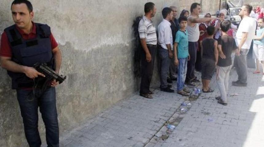 Şanlıurfa'da Sopalı, T&uuml;fekli Kavga: 1 Yaralı, 5 G&ouml;zaltı