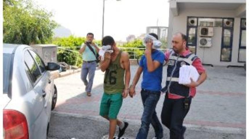 Alanya&rsquo;da Seri Hırsızlar Yakalandı