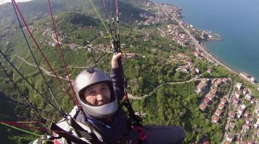 Yama&ccedil; Paraş&uuml;t&uuml; Kapanan Gazeteci Ağır Yaralandı