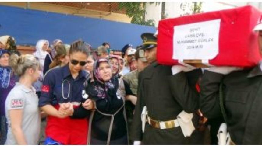 Anneden Şehit Oğluna Son Bakış