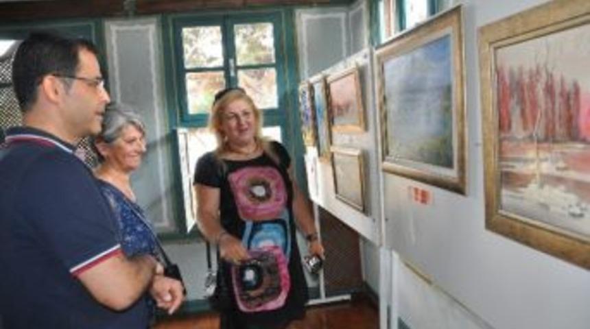 Altınoluk&rsquo;ta Karma Resim Sergisi A&ccedil;ıldı