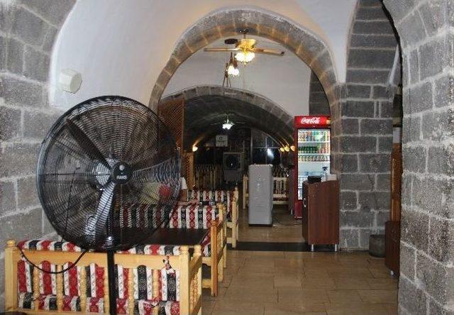 Tarihi Mekanların Dokusu Bozulmasın Diye Klima Kullanılmıyor 3