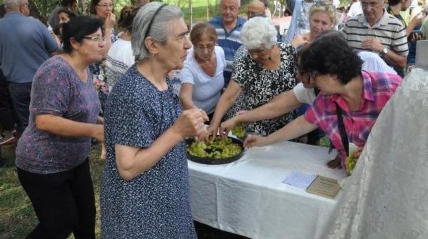 Ermeni Cemaati Sivas'ta '&uuml;z&uuml;m Kutsama Bayramı'nı Kutladı
