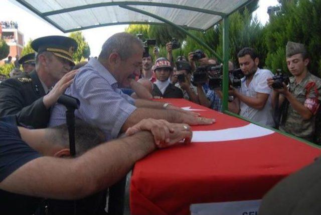 Şehit Uzman Çavuş Haşim Dirik, Sarıgöl'de Toprağa Verildi (3)