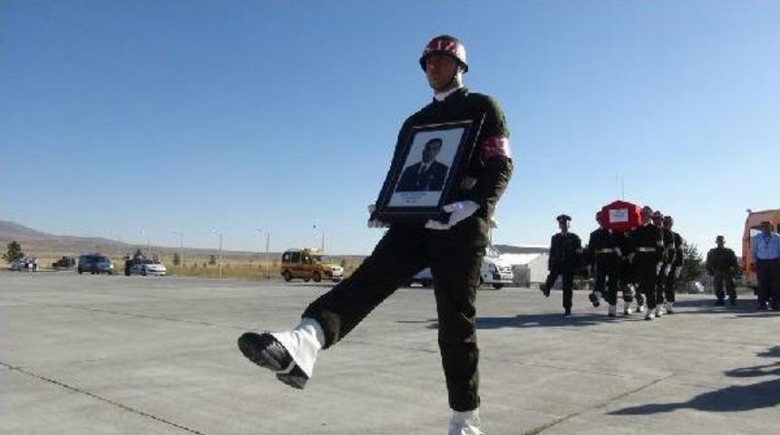 Şehit Astsubayın Babası Habip &Ouml;zt&uuml;rk: S&ouml;yleyecek S&ouml;z Bulamıyorum (2)