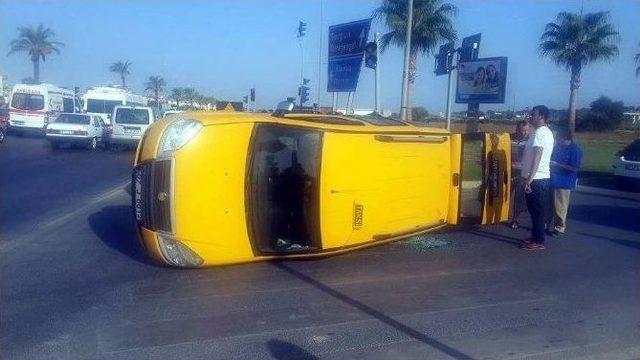 Ambulans Kaza Yapınca İş Vatandaşlara D&uuml;şt&uuml; 1