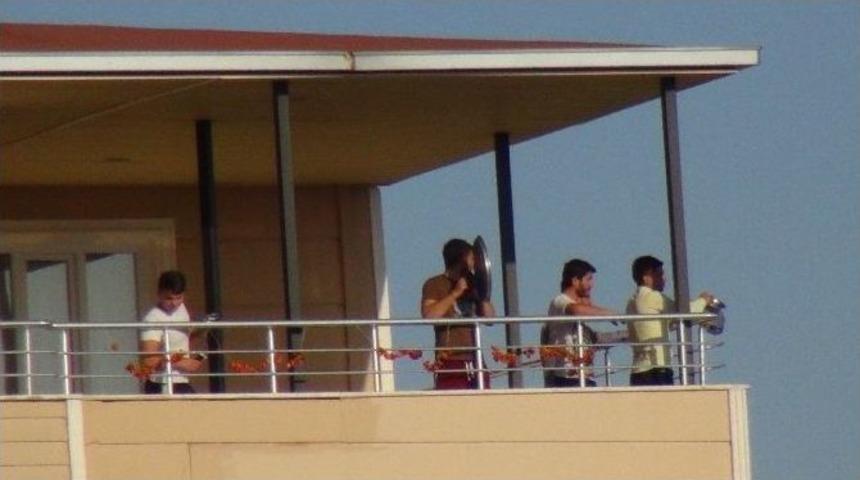 Silvan&rsquo;da Gecenin Sessizliğini &rsquo;tencere-tava&rsquo; Eylemi Bozdu