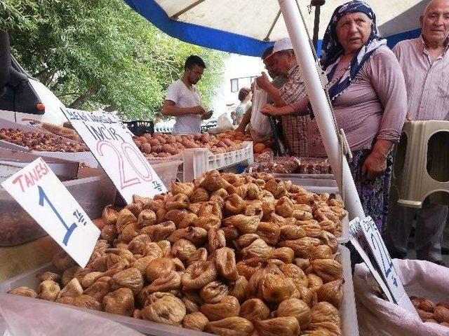 Aydın’ın Kuru İnciri Tezgahları Süslemeye Başladı