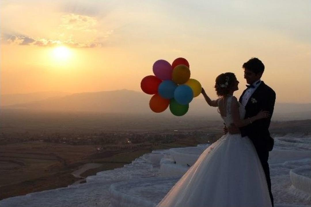 (&ouml;zel Haber) Gelin Ve Damatların Tercihi Pamukkale Travertenleri
