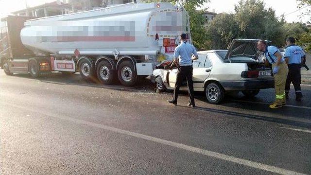 Edremit’te Trafik Kazası: 1 Yaralı